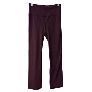 Athleta Elation Straight Leg Pant Spiced Cabernet Size Medium Fitness Exercise